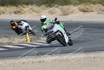 media/Nov-16-2025-Race Pace (Sun) [[8c5fa54630]]/Non Verified Riders (1st 20 Minutes)/2-Turn 10 (1010am)/